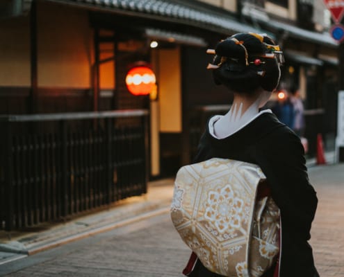 Maiko allant travailler, Gion Kyoto