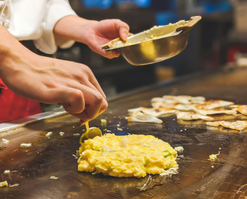 Okonomiyaki, le pancake japonais version Osaka